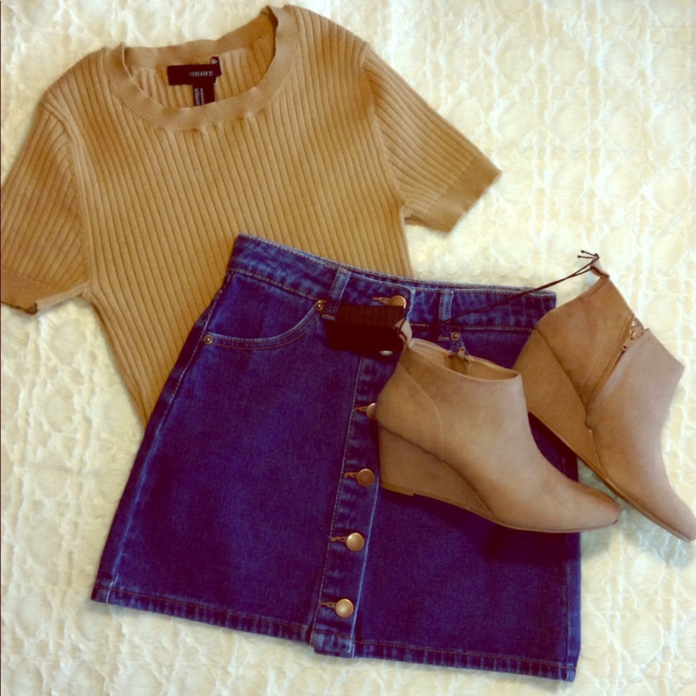 Forever 21 taupe booties size 7